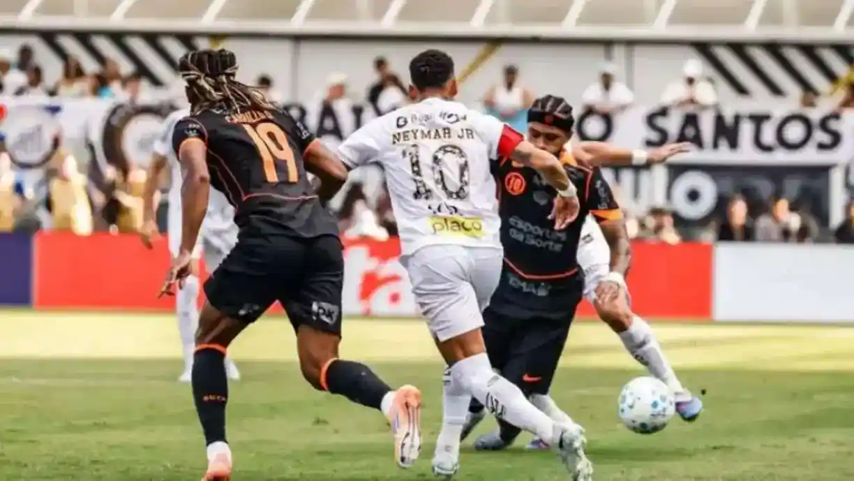 Grandes destaques de Santos e Corinthians, Neymar e Memphis Depay são grandes amigos - Foto: Taba Benedicto/Estadão