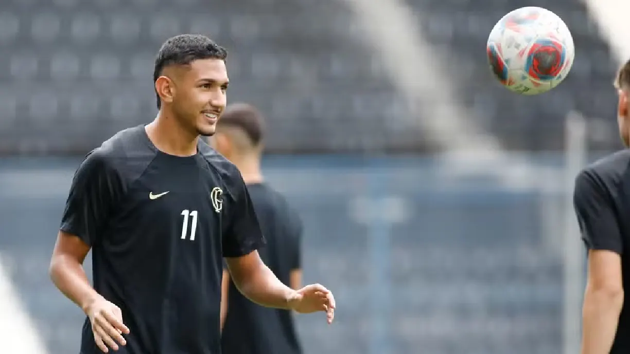 Zagueiro formado na base do alvinegro paulista não está nos planos da comissão técnica - Foto: Rodrigo Coca/Agência Corinthians