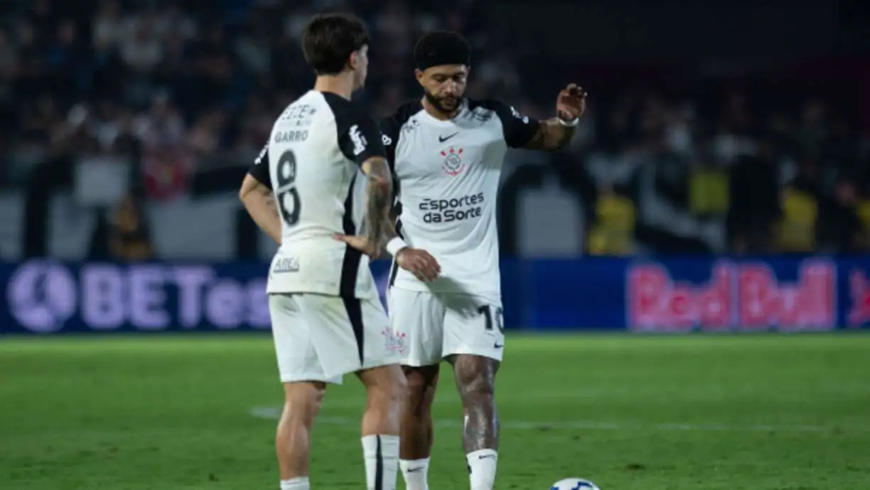 Renovação de Memphis Depay do término da dívida do Corinthians com ex-time de Rodrigo Garro - Foto: Ronaldo Barreto/Meu Timão