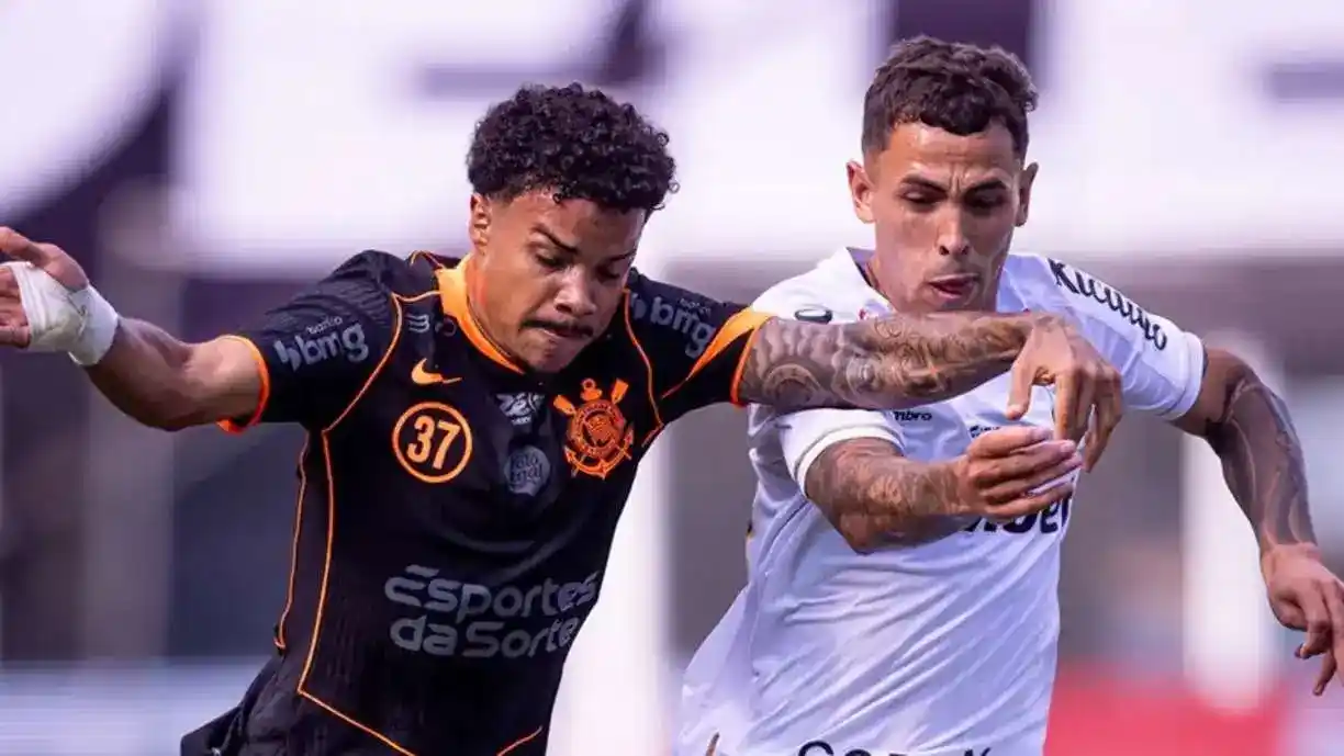 O Corinthians empatou com o Santos na Vila Belmiro, em confronto do Campeonato Brasileiro - Foto: Rodrigo Coca/Agência Corinthians