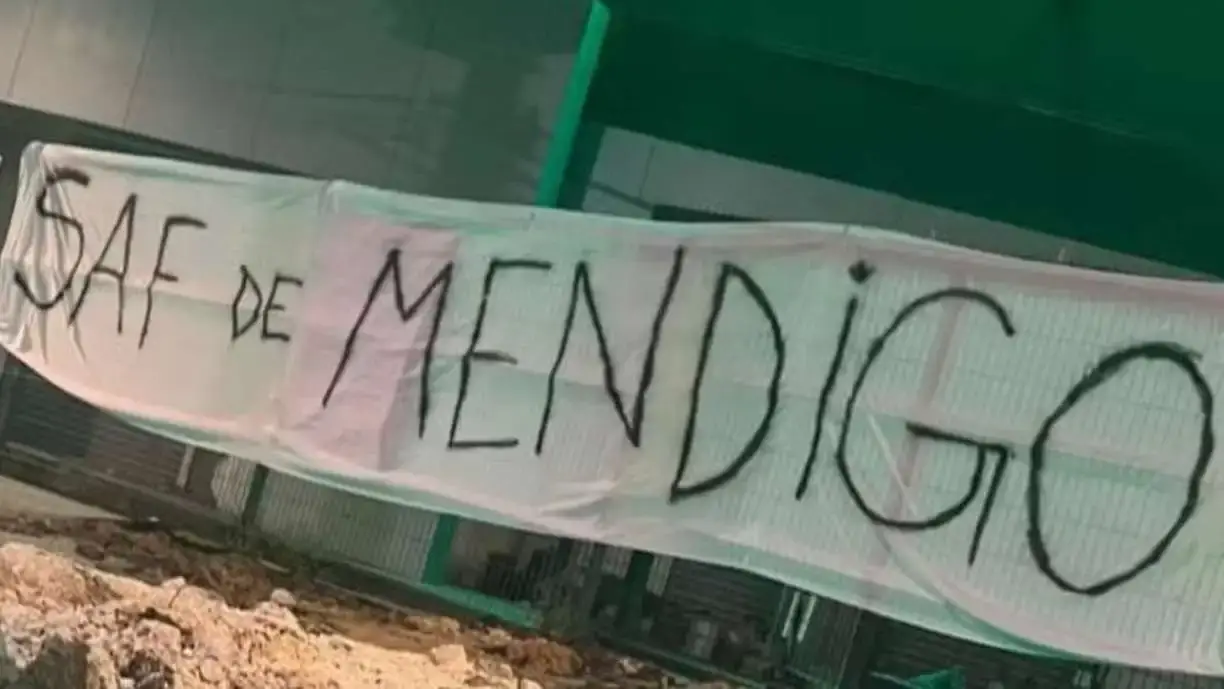 Torcedores do Coritiba fazem críticas ao CEO nas vésperas do confronto diante do Corinthians, pelo Campeonato Brasileiro - Foto: Reprodução/Instagram