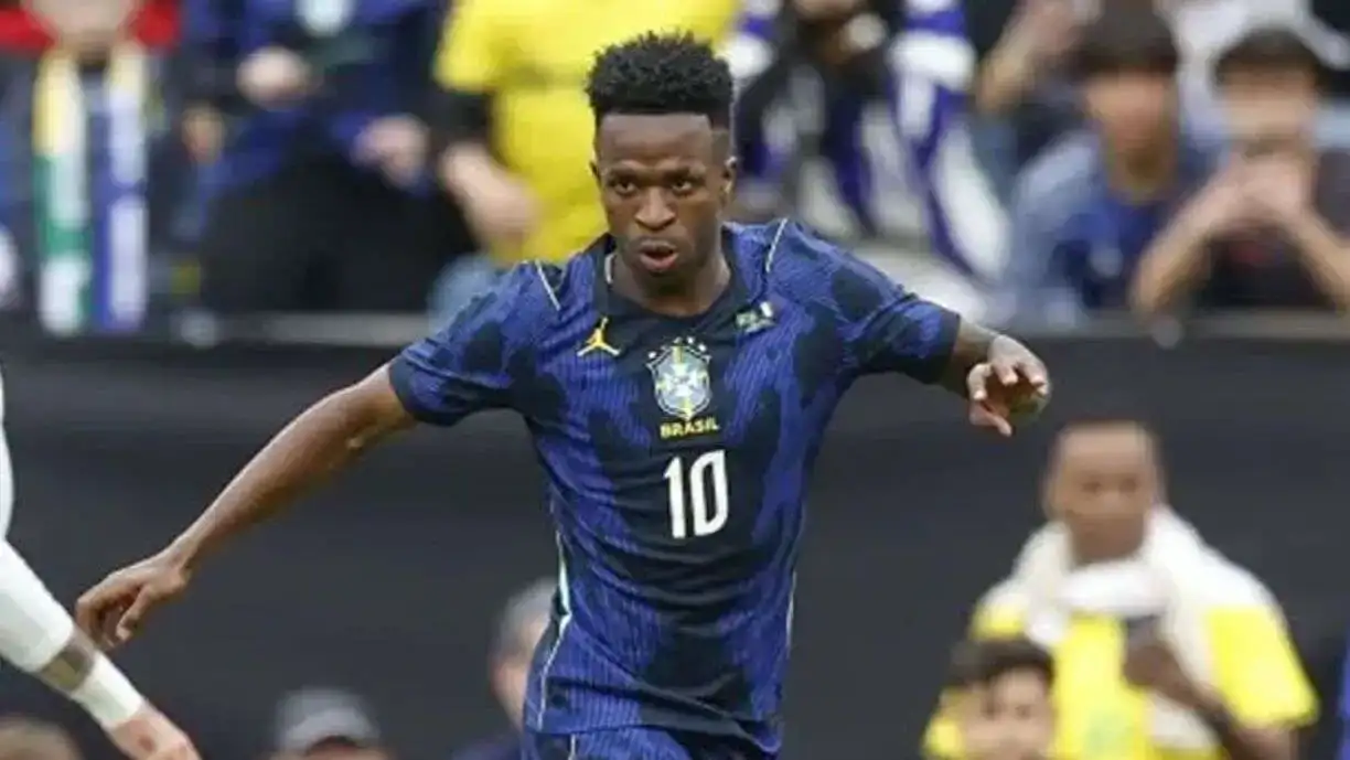 Ex-atleta do Corinthians, comentou a respeito de Vini Jr. ter usado a camisa 10 do Brasil, no confronto diante da França - Foto: Rafael Ribeiro/CBF