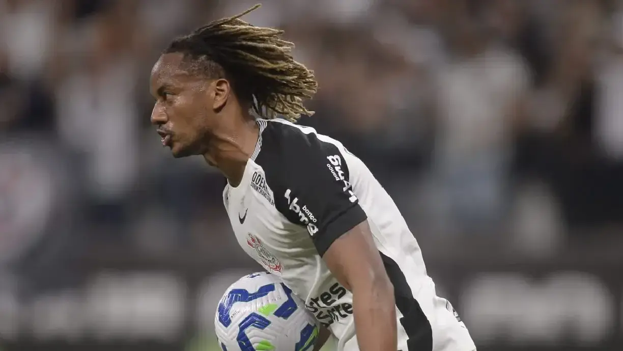 Corinthians vê que atuação de André Carrillo evoluiu e analisa se marcará reuniões para renovar contrato - Foto: Reprodução