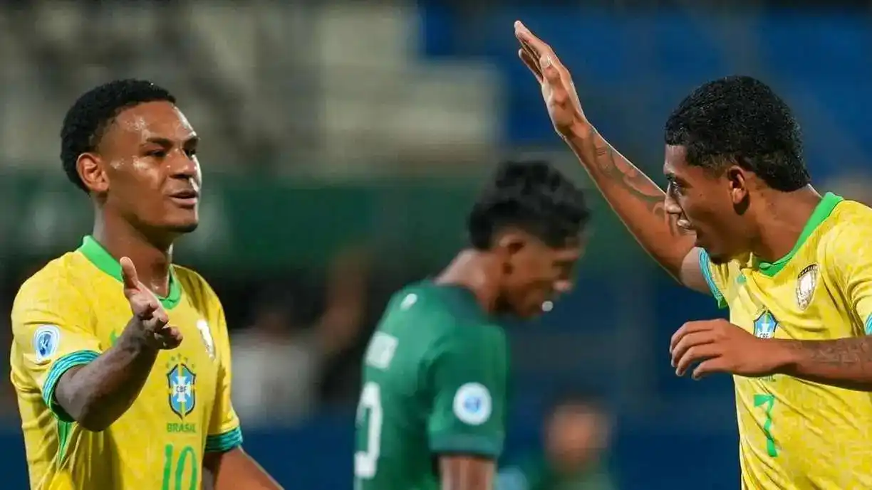 A Seleção Brasileira sub-17 goleou a Bolívia, com show de jogador com passagem pelo Corinthians - Foto: Nelson Terme / CBF
