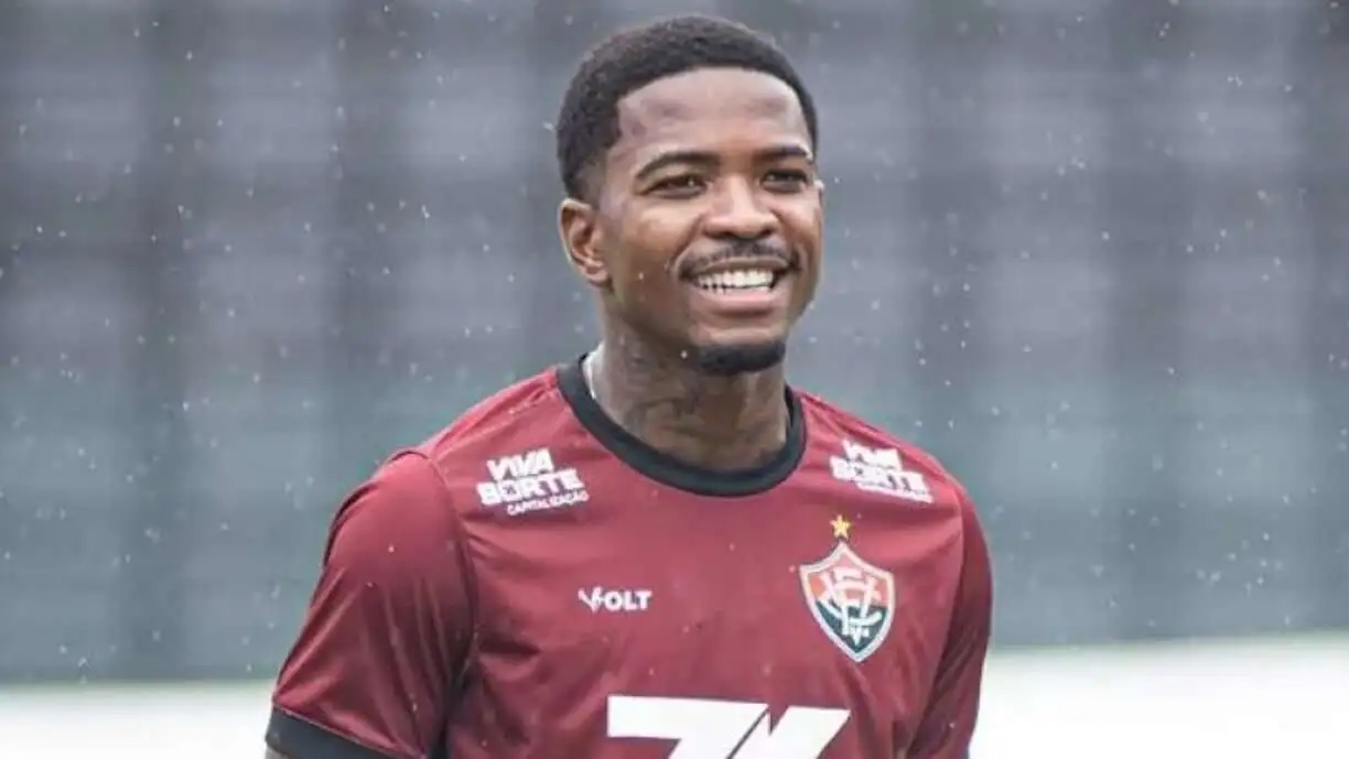 Cacá enfrentou o Corinthians, na noite do último sábado (18), pelo Campeonato Brasileiro - Foto: Victor Ferreira/EC Vitória