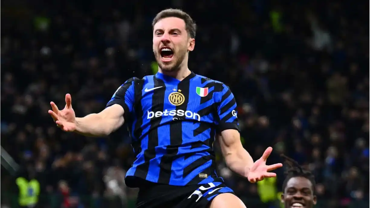 Ex-Corinthians, Carlos Augusto pode conquistar mais um título com a Internazionale - Foto: Reprodução/Inter de Milão