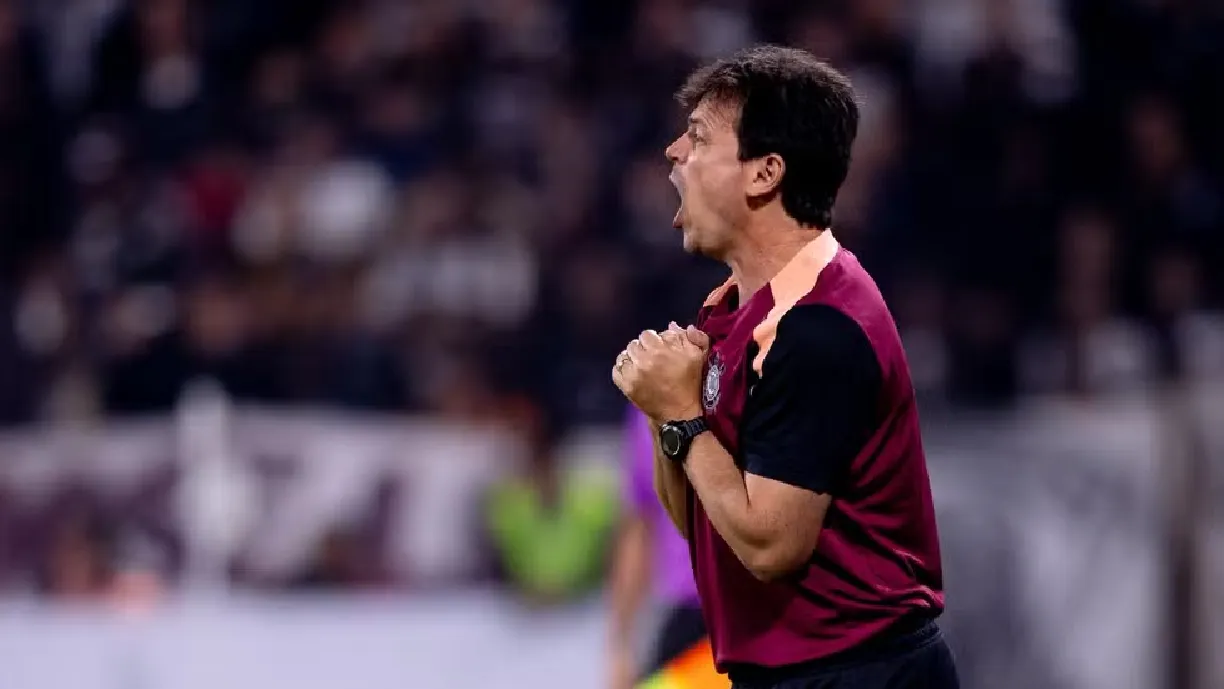 Fernando Diniz estreia no Timão com vitória e ressalta qualidade da equipe contra o Platense - Foto: Rodrigo Coca/Agência Corinthians