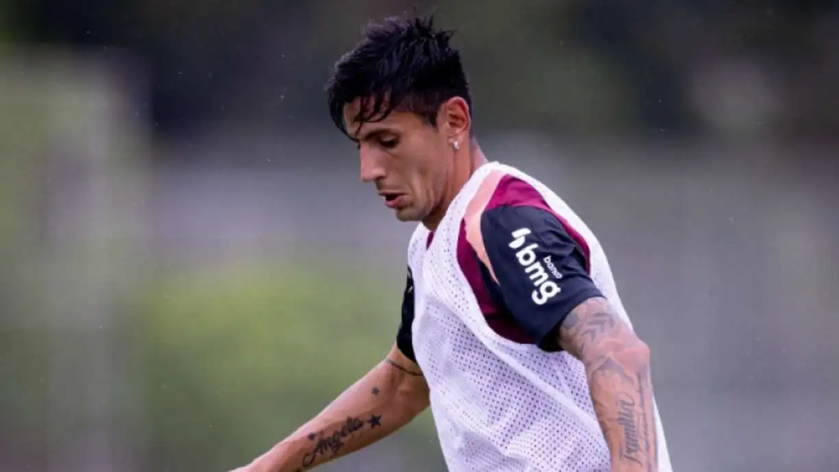 Fabrizio Angileri espera um Timão mais ligado na partida contra o Internacional pelo Brasileirão - Foto: Rodrigo Coca/Agência Corinthians