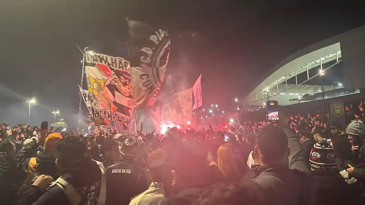 Fiel deve estar em peso no confronto entre Corinthians x Palmeiras; ingressos começam a ser comercializados nesta quarta (08) - Foto: Ulisses Lopresti/Lance