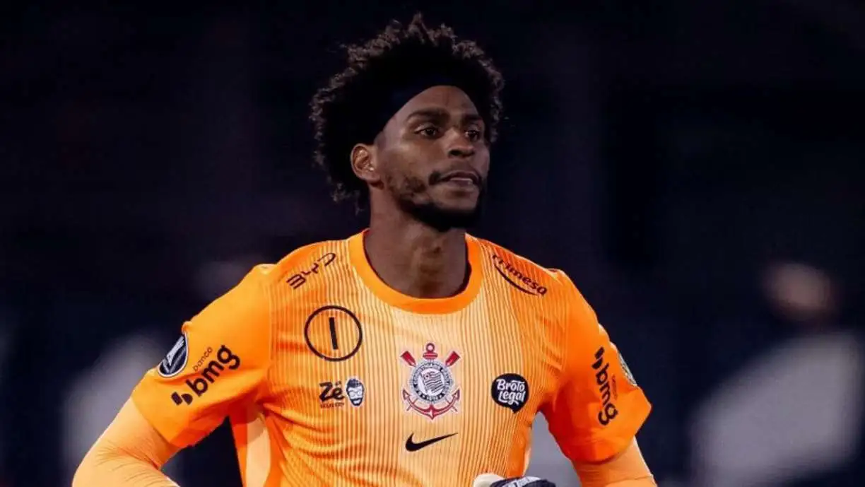 Neto elogia Hugo Souza depois da partida diante do Platense, pela Libertadores - Foto: Rodrigo Coca/Agência Corinthians