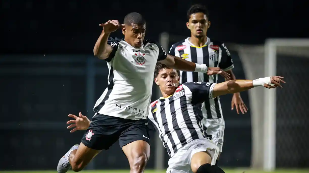 João Vitor Jacaré em ação pelo Timãozinho; equipe sub-20 já sabe quem serão os seus adversários no Paulistão - Foto: Rodrigo Gazzanel/Agência Corinthians