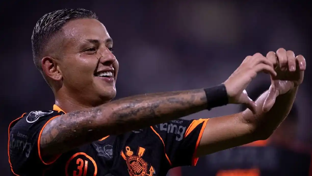 Kayke fala sobre a sua estreia na Libertadores e o papel de Fernando Diniz - Foto: Rodrigo Coca/Agência Corinthians