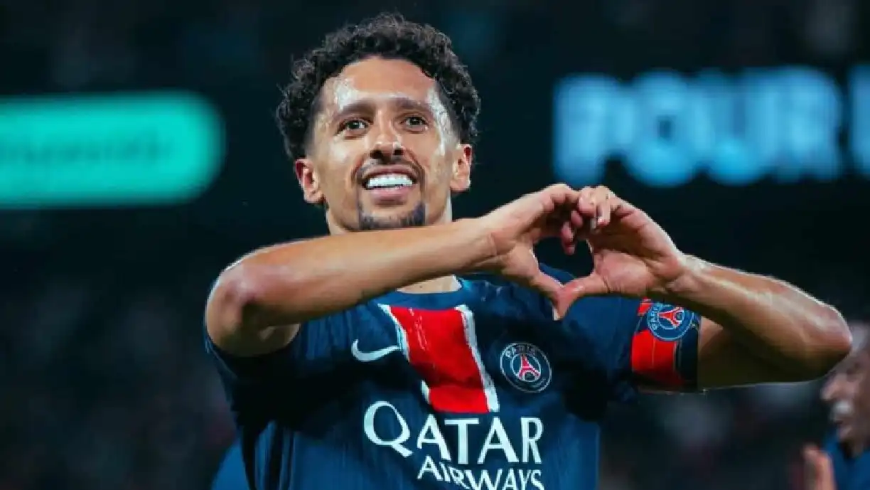 Ex-Corinthians, Marquinhos não esconde de voltar ao clube enquanto ainda recebe um dos maiores salários do PSG - Foto: Reprodução