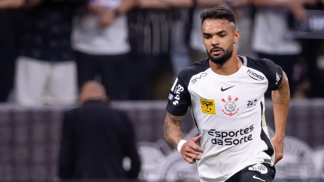 Desempenho de Raniele como lateral foi bastante elogiado por Fernando Diniz que explica o motivo de sua escalação - Foto: Rodrigo Coca/Agência Corinthians