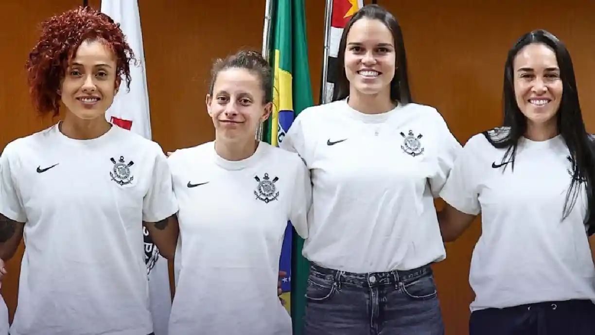 Reforço das Brabas ainda está lesionada o que dificulta a sua briga pela titularidade no Timão - Foto: Rodrigo Gazzanel/Agência Corinthians