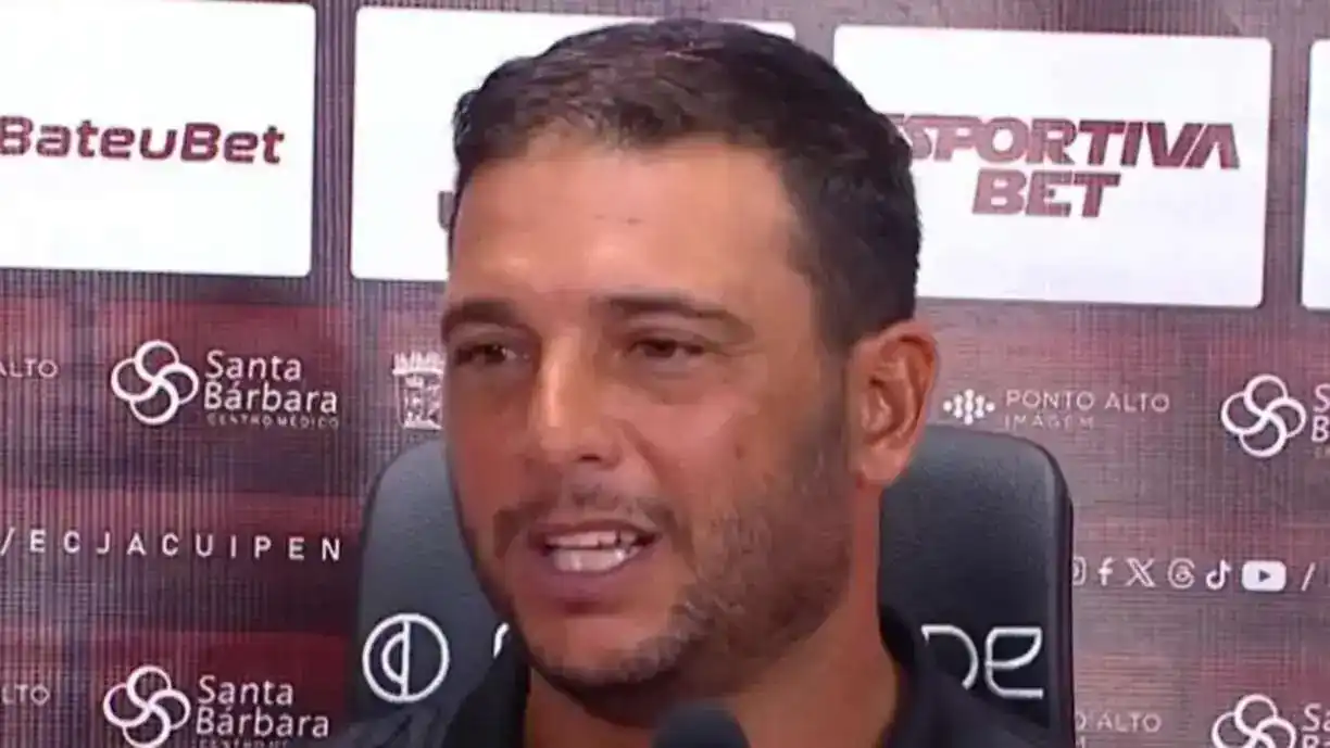 Treinador da Jacuipense, exalta a Fiel do Corinthians, antes de enfrentar o Palmeiras, no Estádio Allianz Parque, pela Copa do Brasil - Foto: Reprodução / TVE