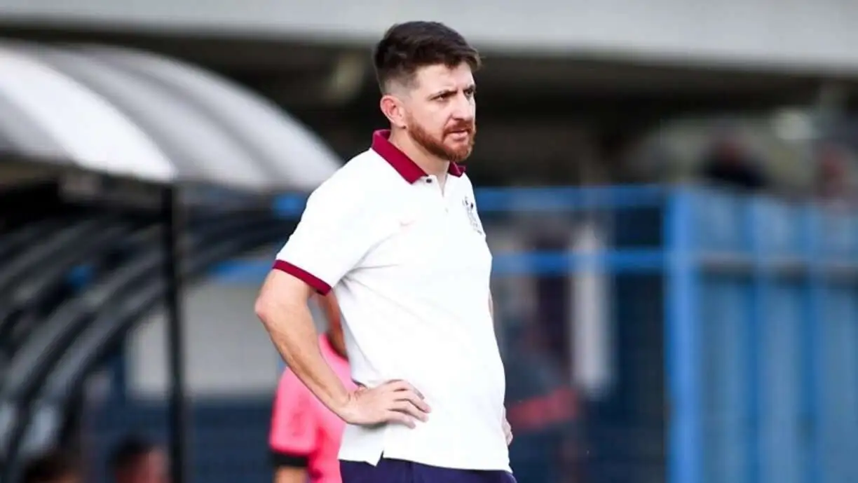 Willian Batista falou como fui substituir Dorival Júnior, em meio a procura do Timão por um comandante - Foto: Rodrigo Gazzanel/Agência Corinthians