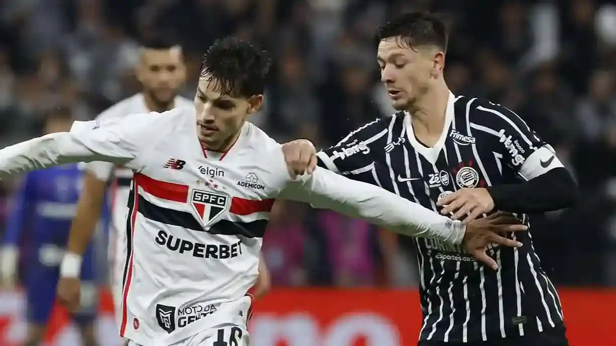 Bobadilla comemorou de forma polêmica no clássico Majestoso contra o Corinthians - Foto: Rubens Chiri / São Paulo FC
