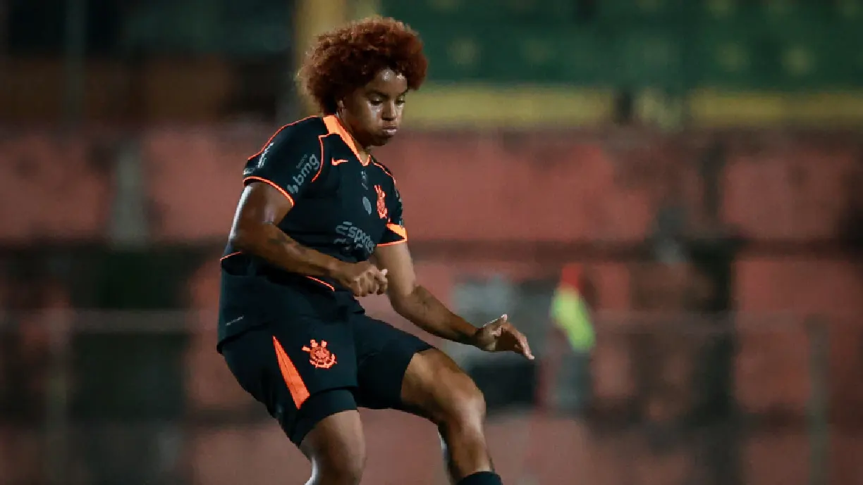 Duda Mineira foi bastante elogiada pela treinadora das Brabas que destacou a sua qualidade - Foto: Rodrigo Gazzanel/Agência Corinthians