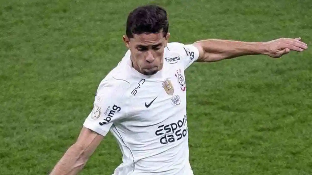 Fernando Diniz comentou a respeito da bronca em Gabriel Paulista, no jogo de ontem - Foto: Rodrigo Coca/Agência Corinthians