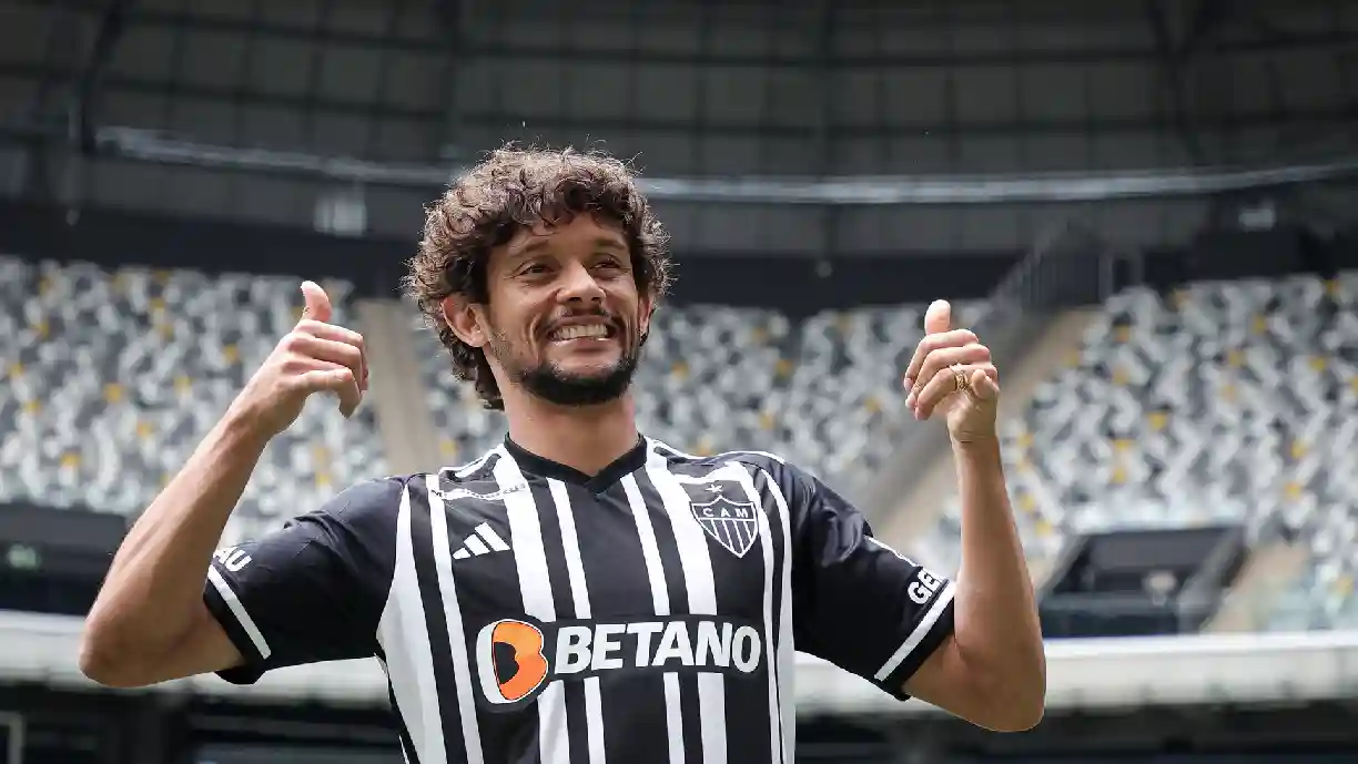 Gustavo Scarpa manda recado para àqueles que comentam sobre a sua saída do Galo e ida para o Corinthians - Foto: Pedro Souza/Atlético-MG