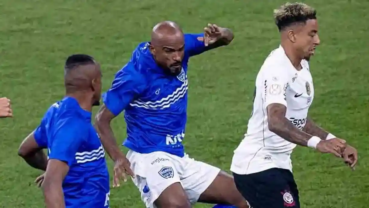 Fernando Diniz analisou o jogo do Timão contra o Barra, pela Copa do Brasil - Foto: Rodrigo Coca/Agência Corinthians