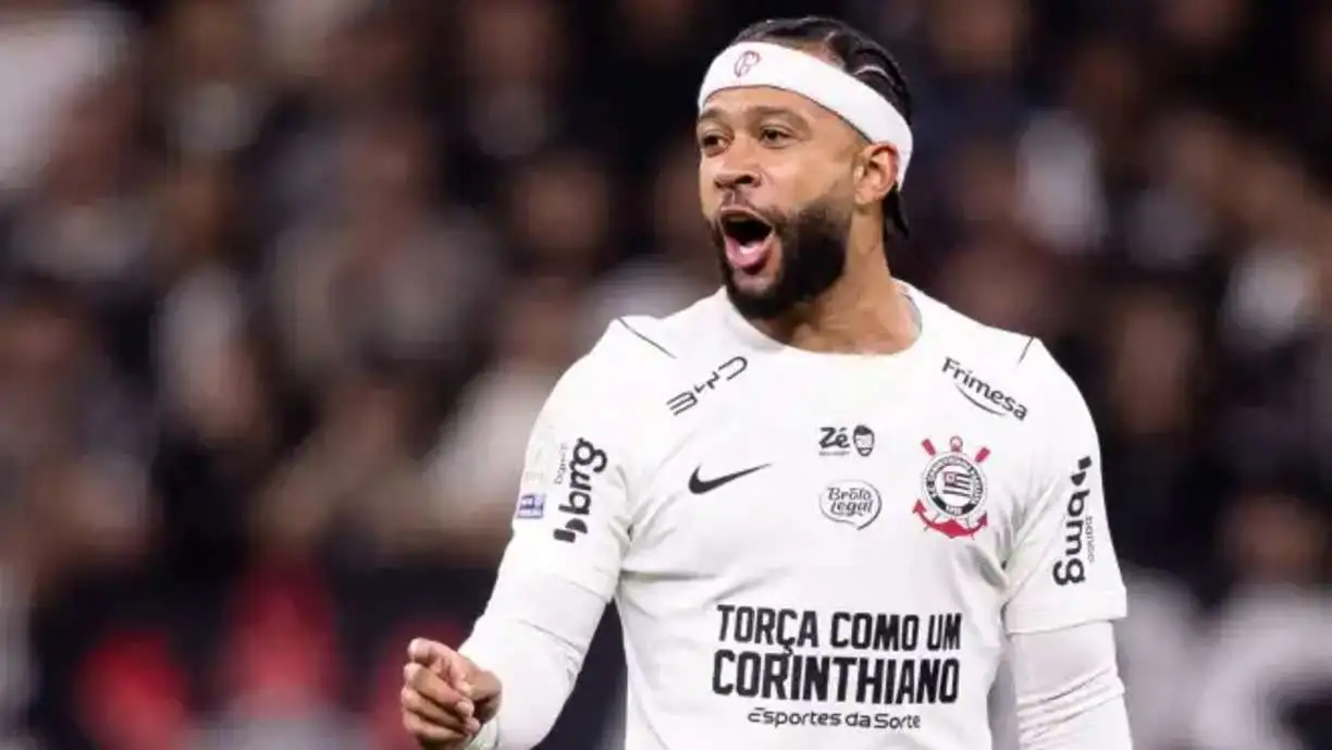 Memphis Depay espera estar em campo como titular contra o Platense, no meio de semana, na Neo Química Arena - Foto: Divulgação/Agência Corinthians