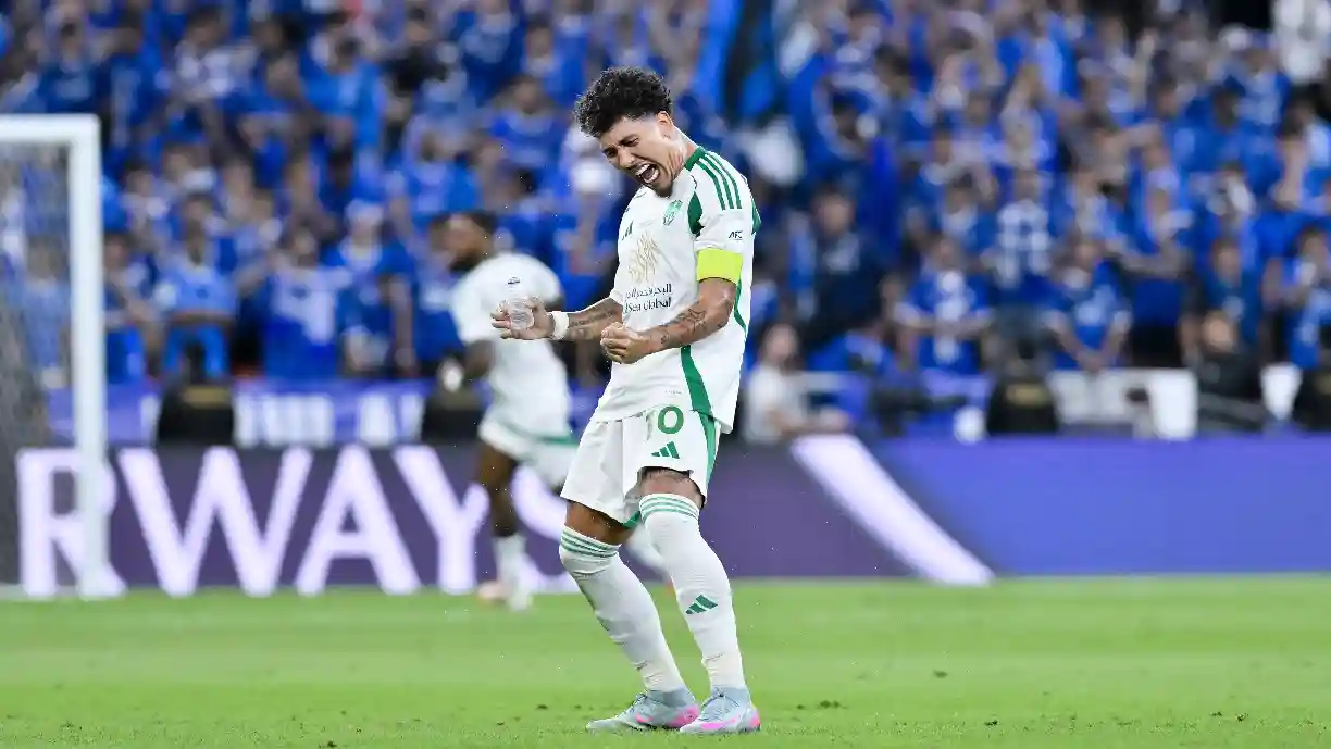 Corinthians no mercado: Roberto Firmino será contratado com apenas uma condição