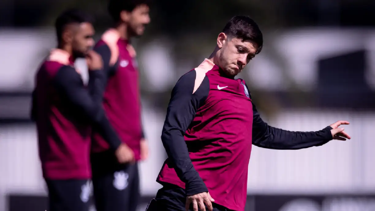 Rodrigo Garro em ação no treinamento do alvinegro para encarar o Barra FC - Foto: Rodrigo Coca/Agência Corinthians