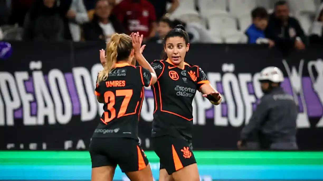 Duda Sampaio marca dois e as Brabas do alvinegro paulista vencem o Mixto pelo Brasileirão Feminino - Foto: Rodrigo Gazzanel/Agência Corinthians