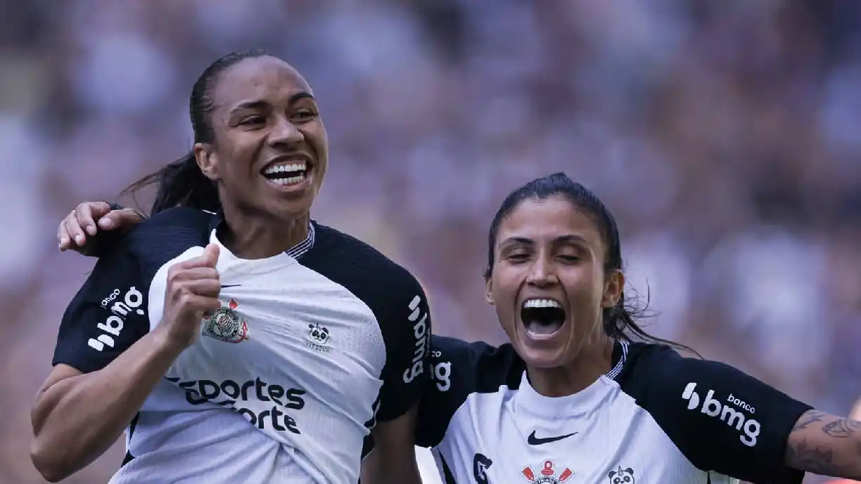 Thaís Ferreira marca o primeiro gol da vitória do Corinthians contra o Grêmio no dia de seu aniversário - Foto: Staff Images Woman/CBF