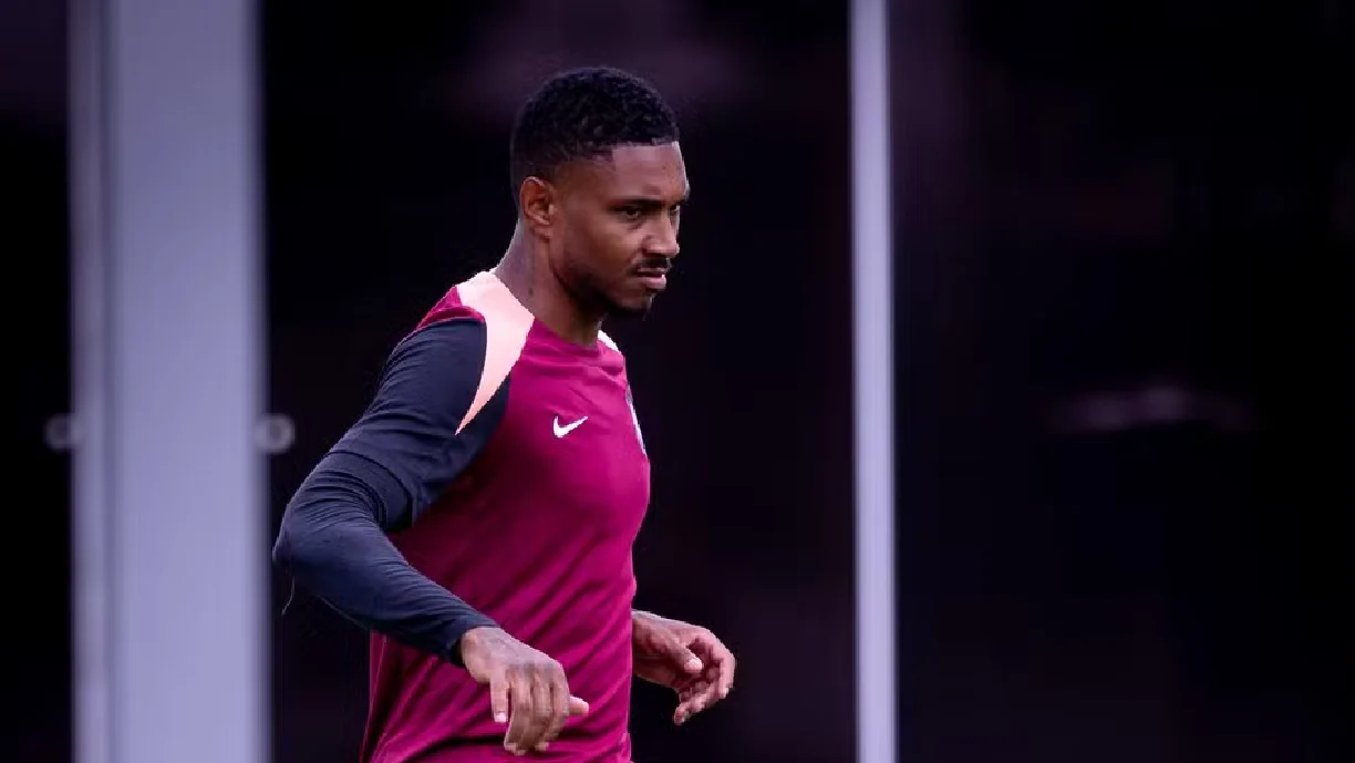 Com um ataque que ainda precisa voltar a funcionar, Vitinho segue sendo um dos desfalques de Fernando Diniz - Foto: Rodrigo Coca/Agência Corinthians