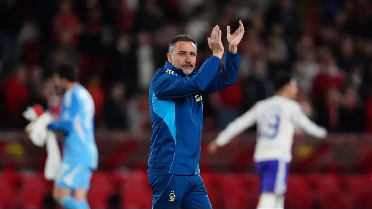 Ex-Corinthians, Vítor Pereira tem tido um bom começo de trabalho à frente do Nottingham Forest - Foto: Reprodução