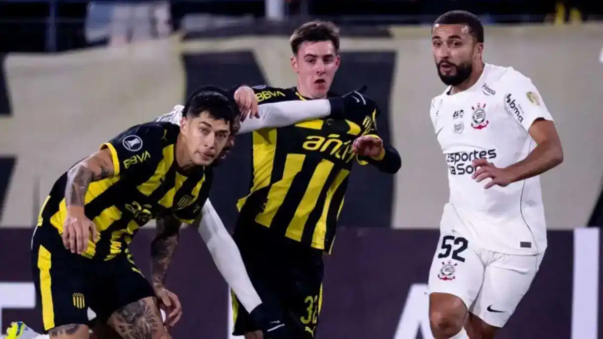 Neto lamentou as oportunidades do Timão, no empate diante do Peñarol - Foto: Rodrigo Coca/Agência Corinthians
